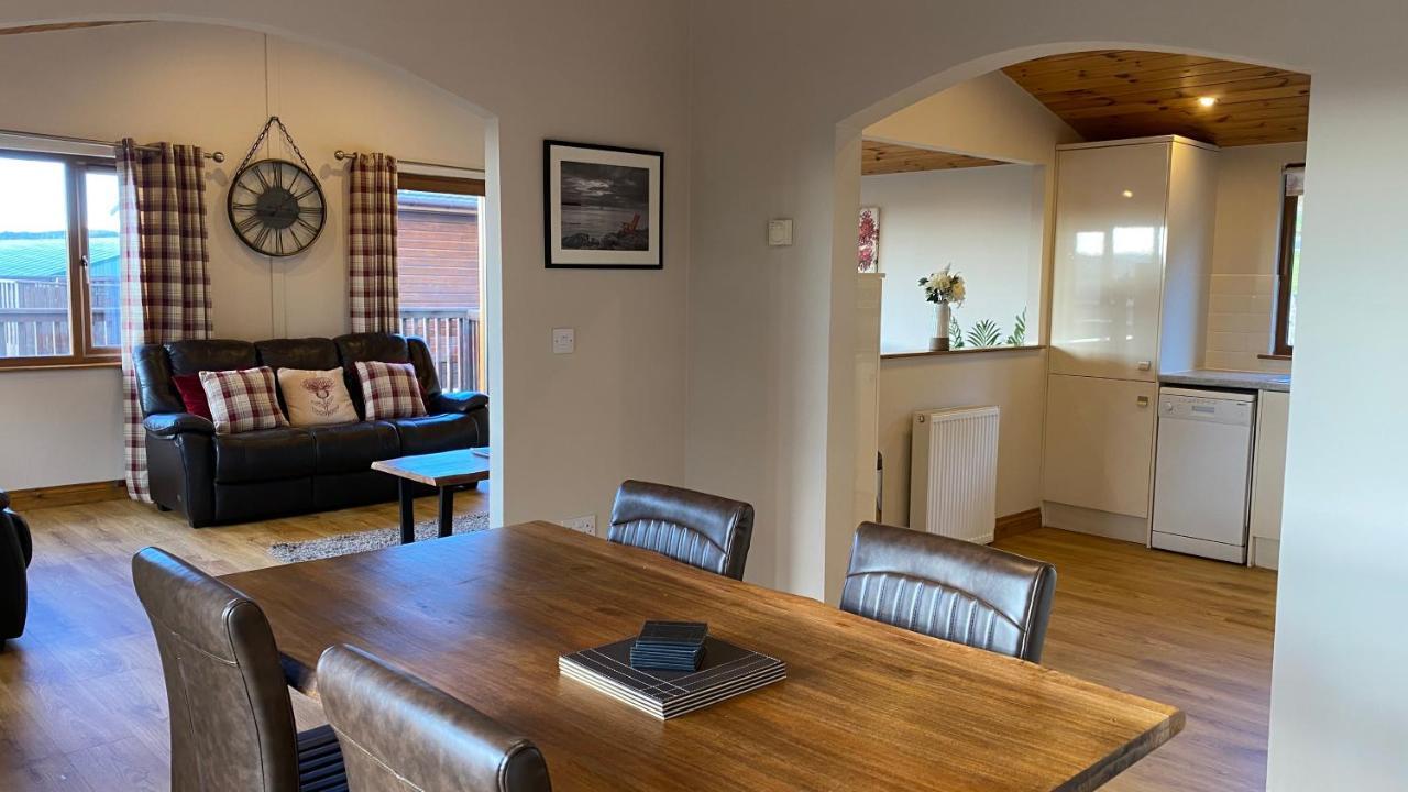 Kingfisher Lodge With Hot Tub Купар Экстерьер фото